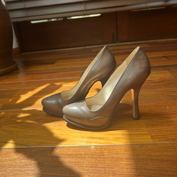 Prada Milano - Vintage Olive Heel - Picture 1 of 9
